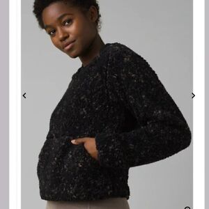 Prana Polar Escape Sherpa Teddy Pullover Crewneck Sweater kangaroo pocket small